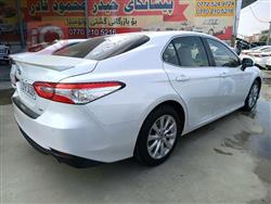 تۆیۆتا کامری